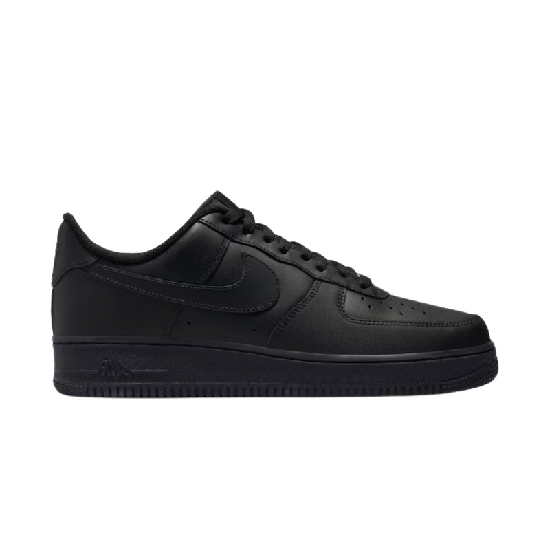 NIKE AIR FORCE