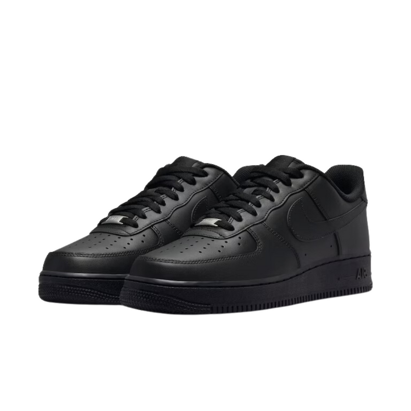 NIKE AIR FORCE