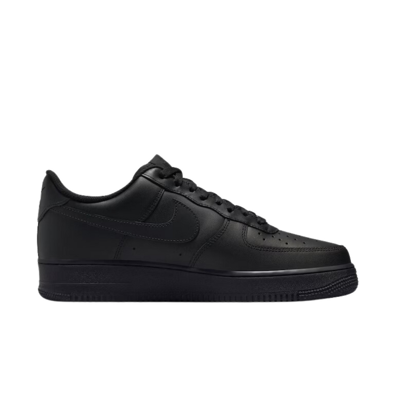 NIKE AIR FORCE