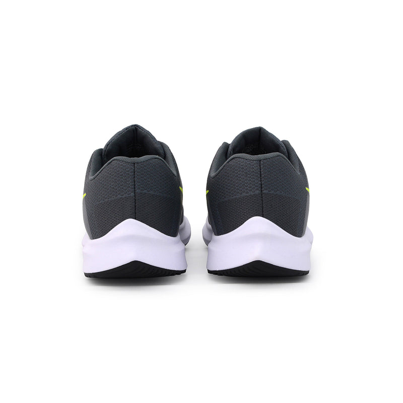 NIKE DINAMIC FIT