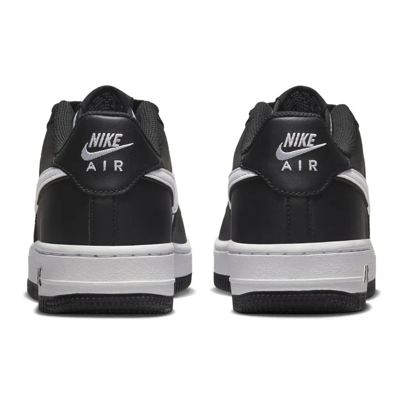 NIKE AIR FORCE