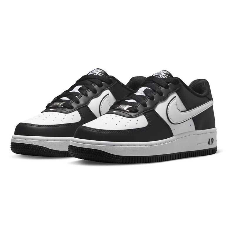 NIKE AIR FORCE